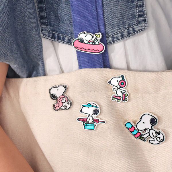Peanuts Snoopy Enamel Pins - Boxed Set of 5 - Blue Sale - Image 4