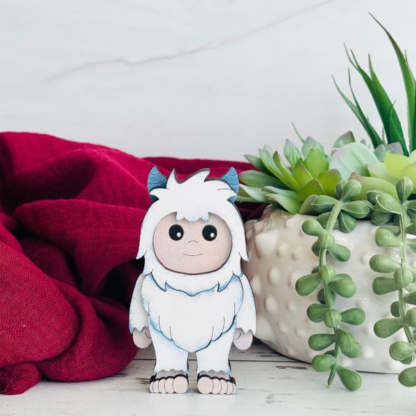 Build a Yeti Cryptid Pop-Out Card Online now - Image 2