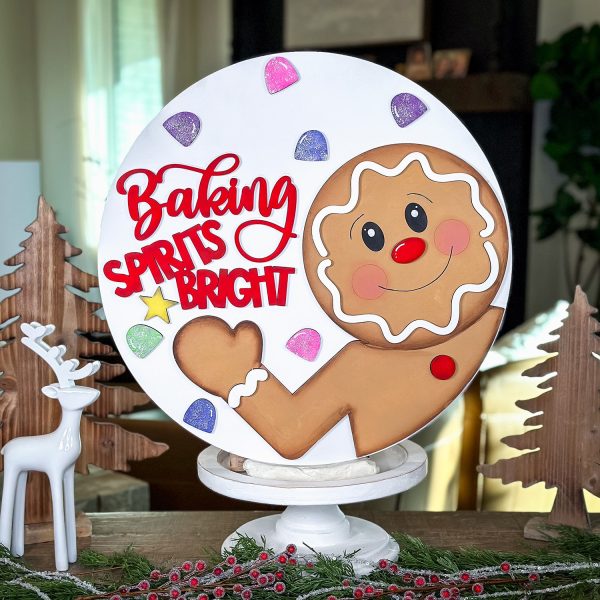Gingerbread Man Baking Spirits Bright Round Christmas Door Hanger Fashion